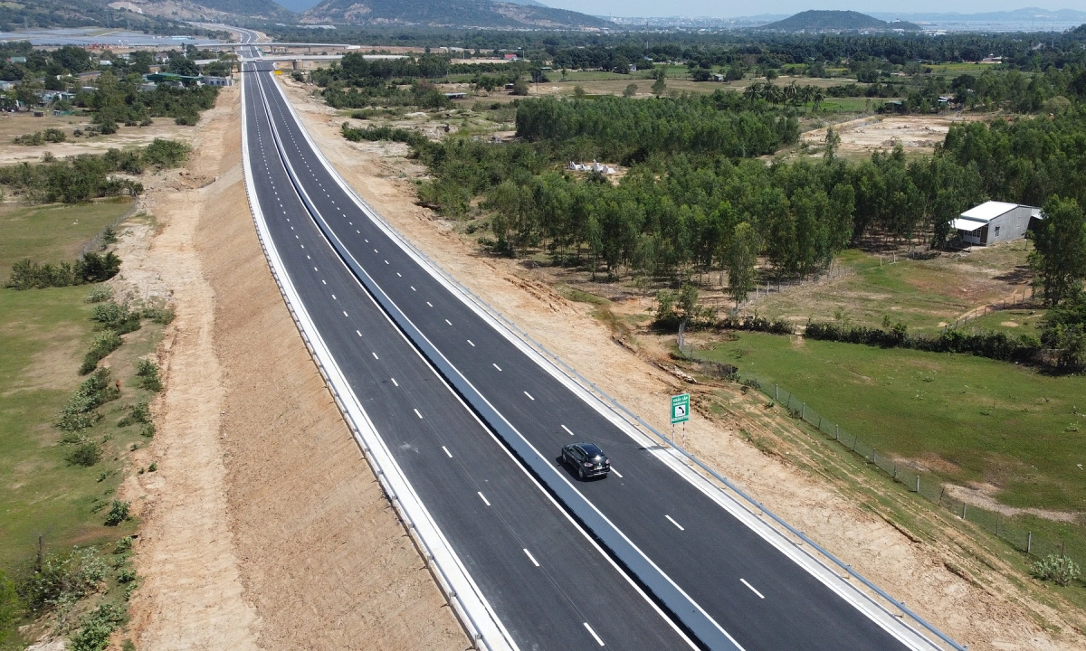 Cao tốc Cầu Giẽ Ninh Bình với chiều dài 50km