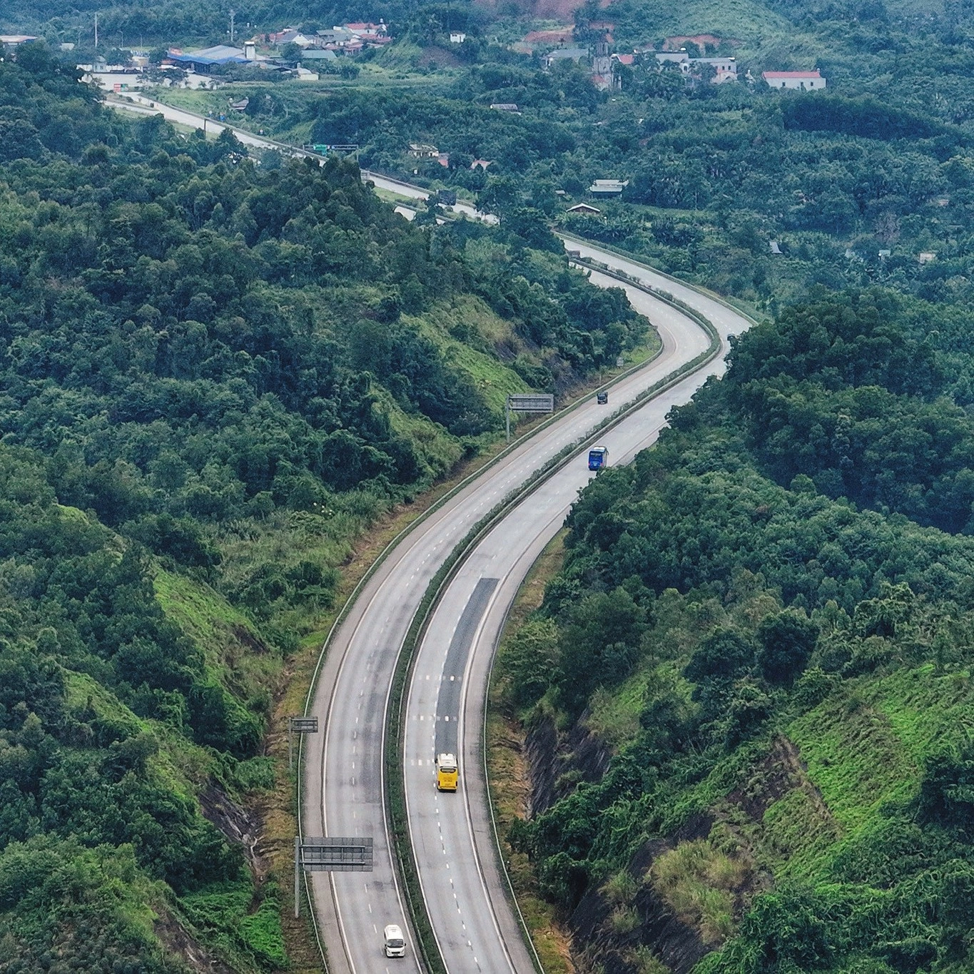Cao tốc Nội Bài - Lào Cai với chiều dài 264km